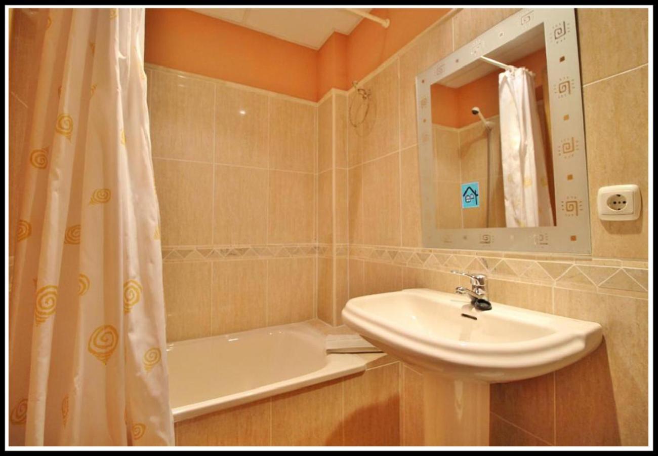 Apartament Canada *